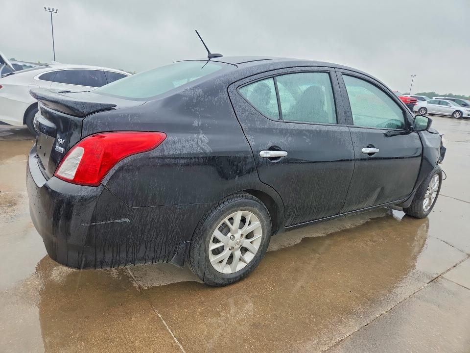 2018 Nissan Versa მანქანა იყიდება აუქციონზე, vin: 3N1CN7APXJL803425, აუქციონის ნომერი: 51856036