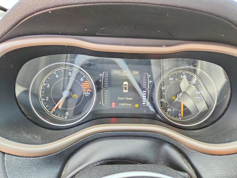 48899356 :رقم المزاد ، 1C4PJMCB4HW666562 vin ، 2017 Jeep Cherokee مزاد بيع
