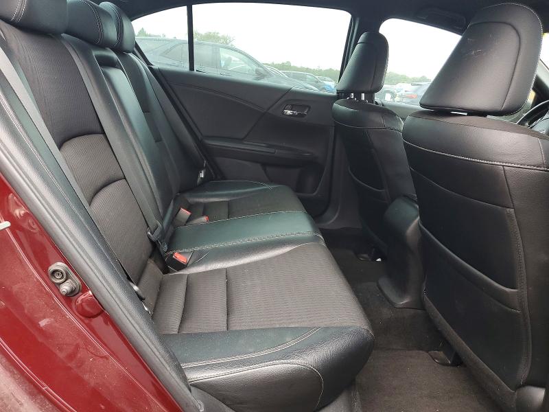51843606 :رقم المزاد ، 1HGCR2F51GA032673 vin ، 2016 Honda Accord مزاد بيع