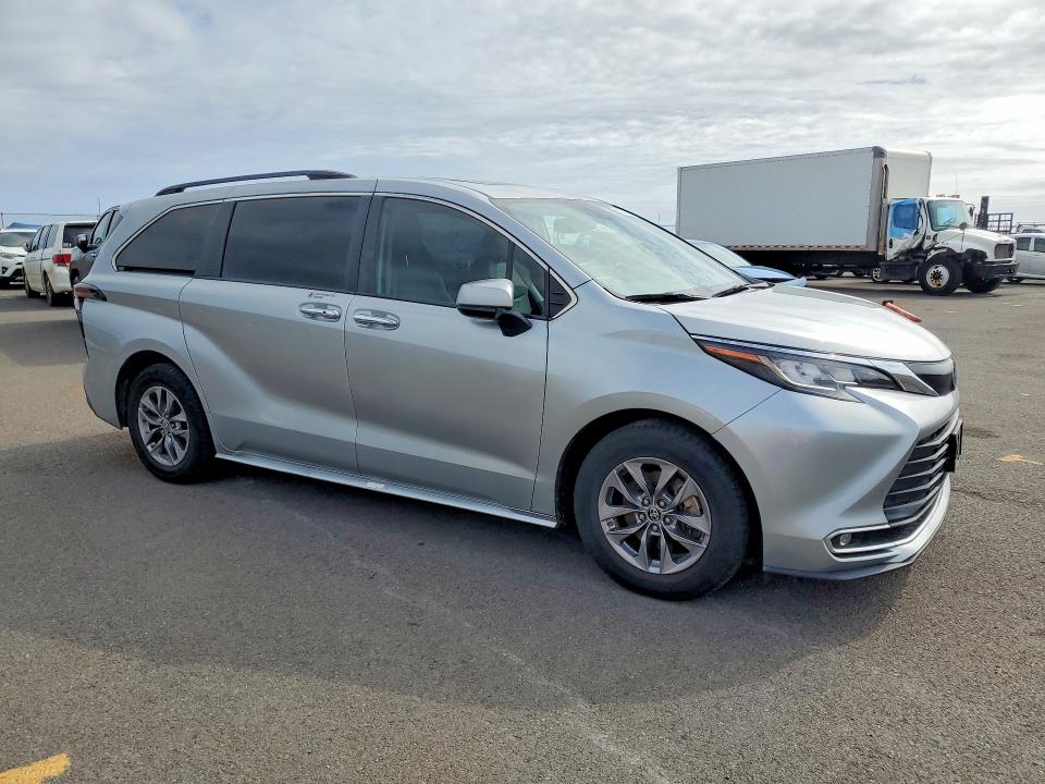 2023 Toyota Sienna მანქანა იყიდება აუქციონზე, vin: 5TDYRKEC3PS144026, აუქციონის ნომერი: 49725656