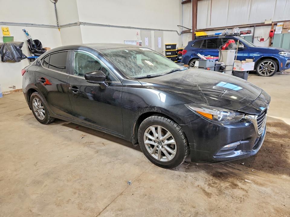 49029576 :رقم المزاد ، 3MZBN1V75JM225063 vin ، 2018 Mazda 3 مزاد بيع