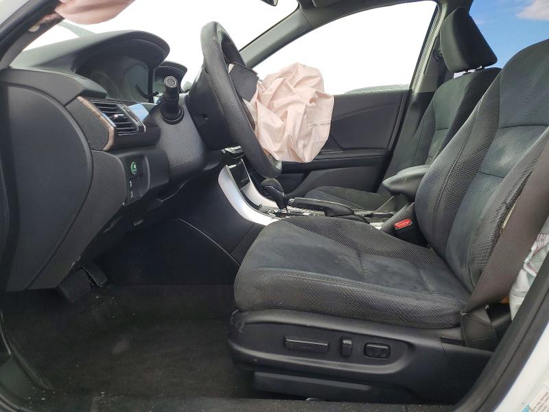 50001766 :رقم المزاد ، JHMCR6F33HC011834 vin ، 2017 Honda Accord مزاد بيع