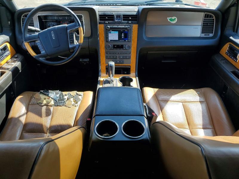 Продаж на аукціоні авто 2011 Lincoln Townhouse Navigator, vin: 5LMJJ2J5XBEJ01892, номер лоту: 48598436