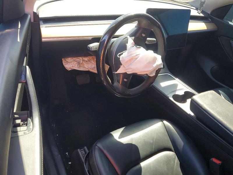 48806486 :رقم المزاد ، 5YJYGAEE0MF216852 vin ، 2021 Tesla Model Y مزاد بيع