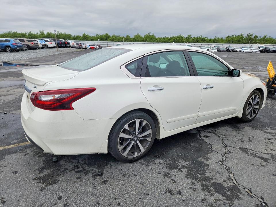 Aukcja sprzedaży 2017 Nissan Altima, vin: 1N4AL3AP4HN306650, numer aukcji: 50682616