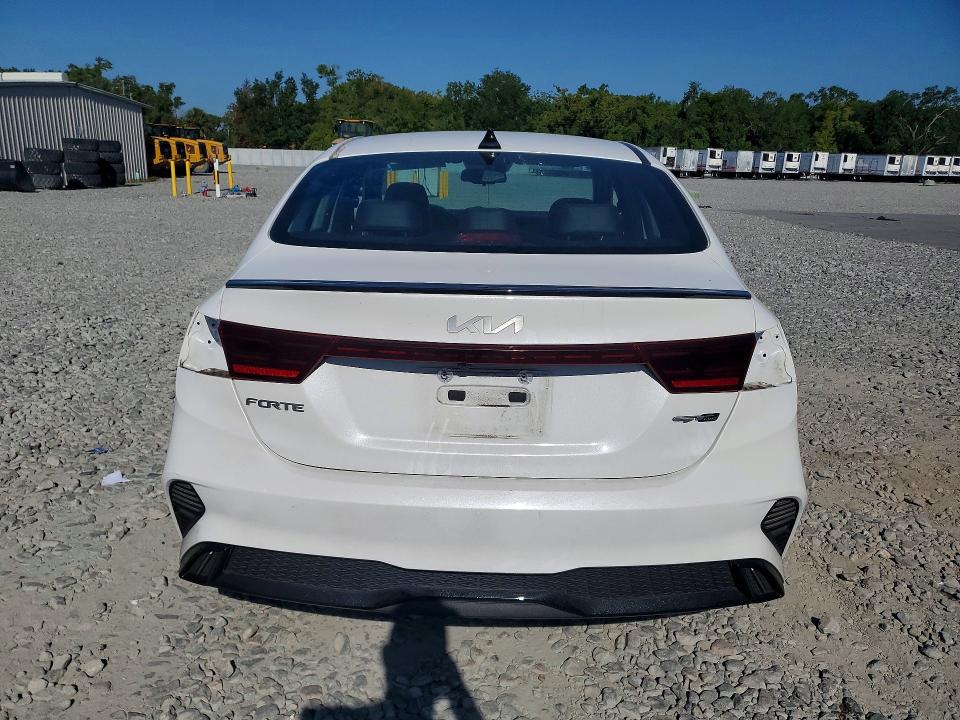 Продажа на аукционе авто 2022 Kia Forte, vin: 3KPF54AD0NE444353, номер лота: 50272676