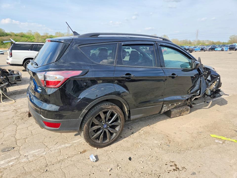 Продаж на аукціоні авто 2018 Ford Escape, vin: 1FMCU9GD3JUA13443, номер лоту: 50772766