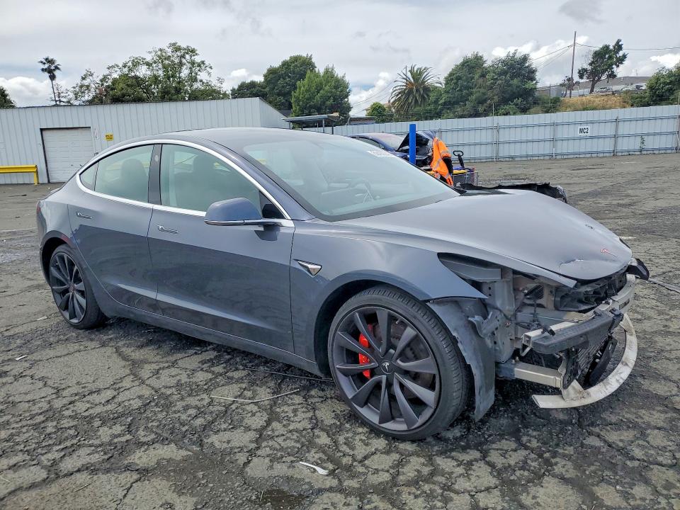 50432246 :رقم المزاد ، 5YJ3E1EC7LF746913 vin ، 2020 Tesla Model 3 مزاد بيع