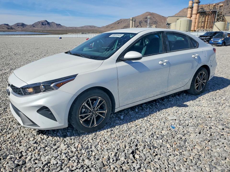 50828546 :رقم المزاد ، 3KPF24AD0RE698028 vin ، 2024 Kia Forte مزاد بيع