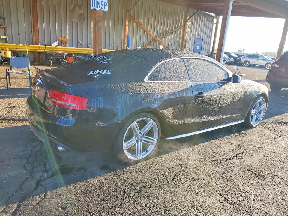 48606256 :رقم المزاد ، WAUCVAFR3CA003917 vin ، 2012 Audi S5 مزاد بيع