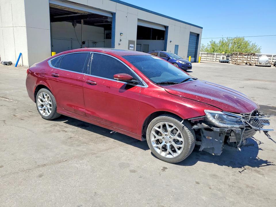 48107226 :رقم المزاد ، 1C3CCCEG5FN683468 vin ، 2015 Chrysler 200 مزاد بيع