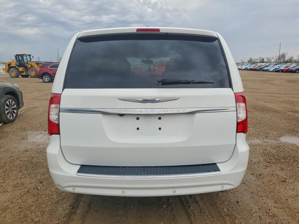 49924316 :رقم المزاد ، 2C4RC1CG0FR574450 vin ، 2015 Chrysler Town & Country مزاد بيع