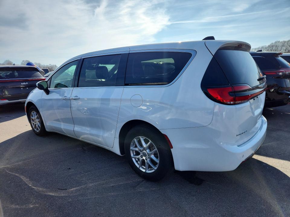 Aukcja sprzedaży 2023 Chrysler Pacifica, vin: 2C4RC1FG2PR556674, numer aukcji: 49717326