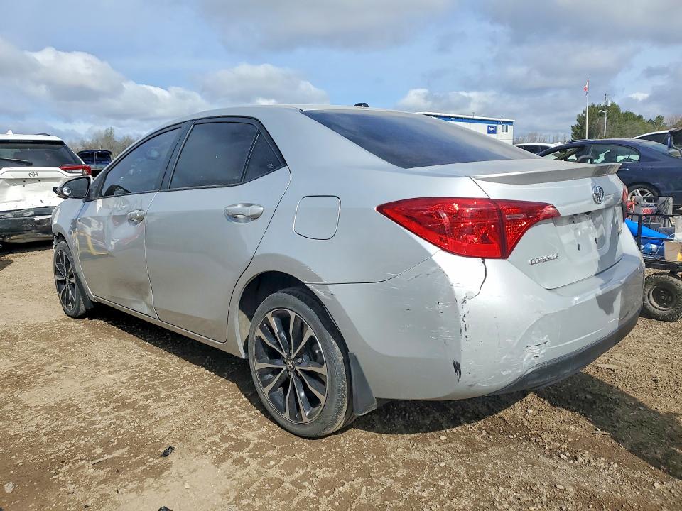 48064546 :رقم المزاد ، 2T1BURHE1JC103713 vin ، 2018 Toyota Corolla مزاد بيع