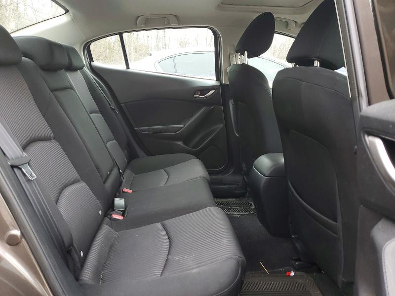46167246 :رقم المزاد ، 3MZBM1V72FM143253 vin ، 2015 Mazda 3 مزاد بيع