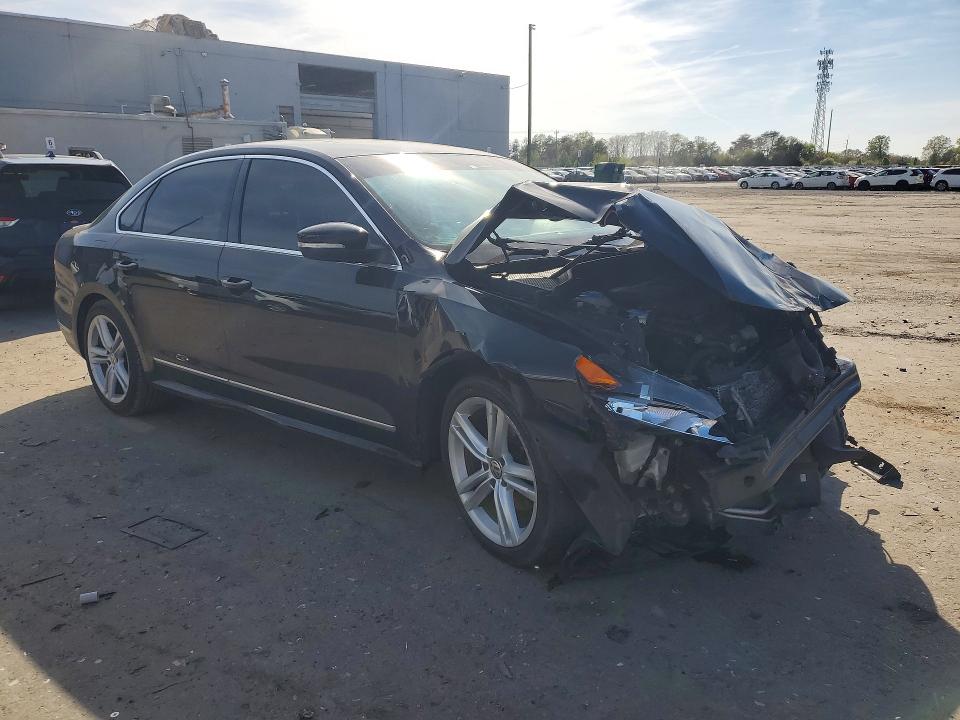 2014 Volkswagen Passat მანქანა იყიდება აუქციონზე, vin: 1VWCT7A34EC023614, აუქციონის ნომერი: 48916316