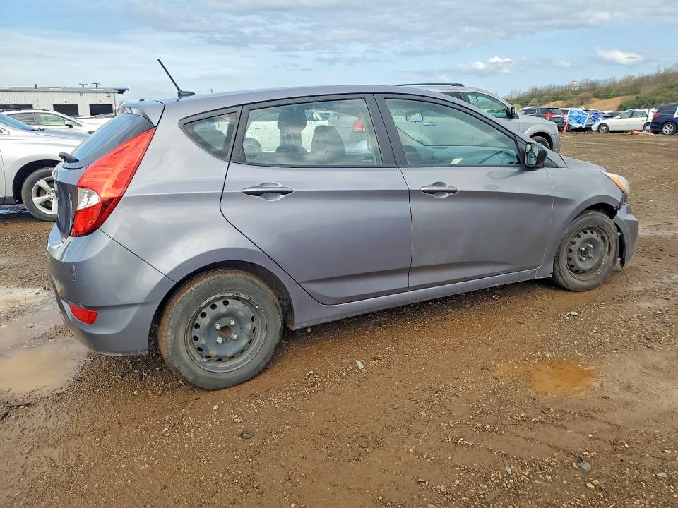 49724046 :رقم المزاد ، KMHCT5AE0HU310516 vin ، 2017 Hyundai Accent مزاد بيع