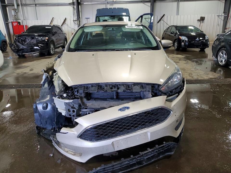 49091146 :رقم المزاد ، 1FADP3H21HL290401 vin ، 2017 Ford Focus مزاد بيع
