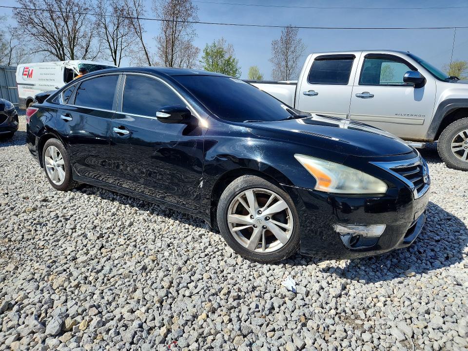 2015 Nissan Altima მანქანა იყიდება აუქციონზე, vin: 1N4AL3AP9FN408541, აუქციონის ნომერი: 50323676
