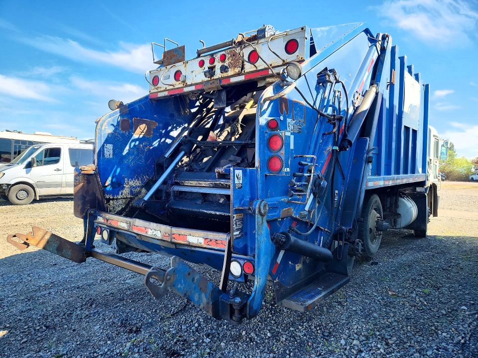 Продажа на аукционе авто 2001 Peterbilt 320, vin: 1NPZH07X71D713046, номер лота: 47988096
