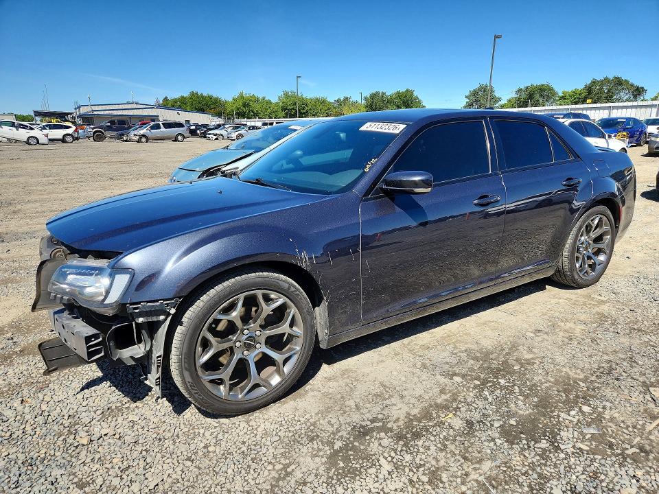 2016 Chrysler 300 მანქანა იყიდება აუქციონზე, vin: 2C3CCABG3GH175728, აუქციონის ნომერი: 51132326