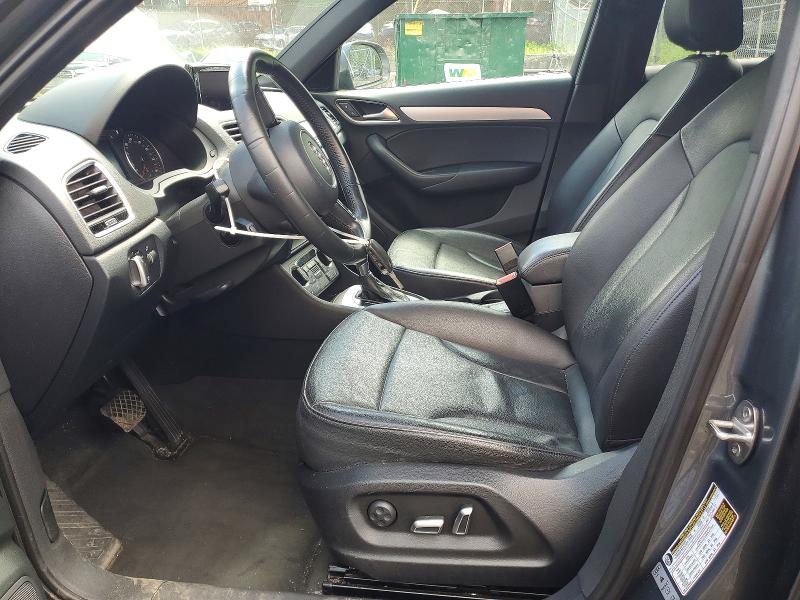 51725936 :رقم المزاد ، WA1ECCFS8HR002104 vin ، 2017 Audi Q3 مزاد بيع