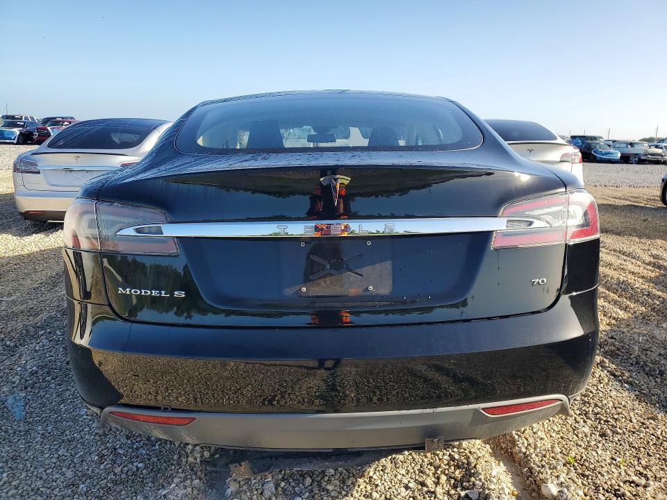 2015 Tesla Model S მანქანა იყიდება აუქციონზე, vin: 5YJSA1E12FF115822, აუქციონის ნომერი: 49298436