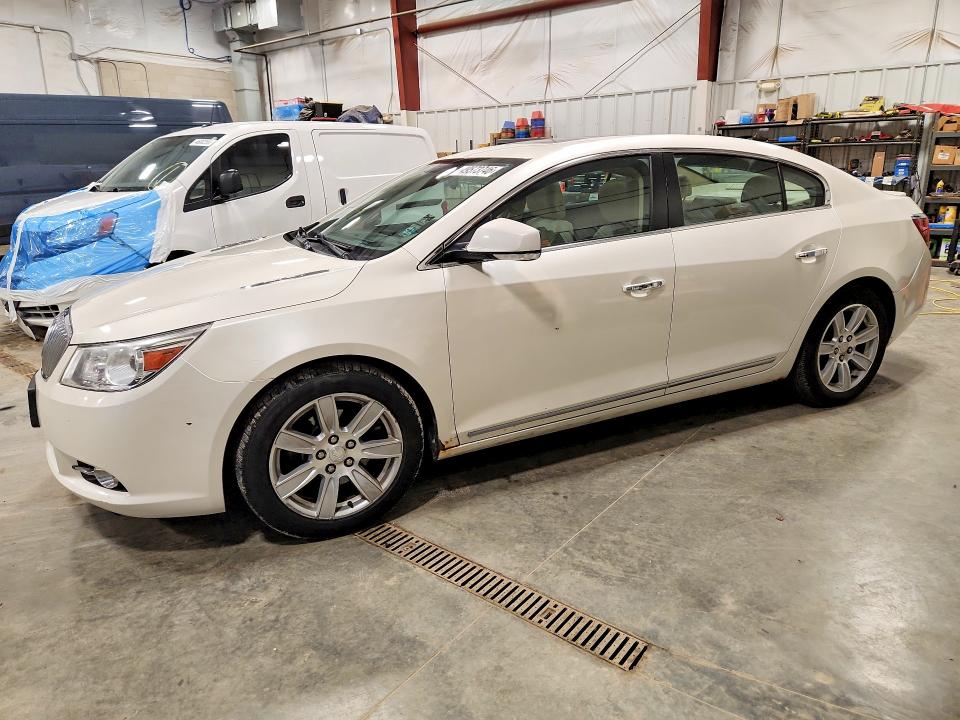 49573746 :رقم المزاد ، 1G4GC5EC9BF319740 vin ، 2011 Buick Lacrosse مزاد بيع
