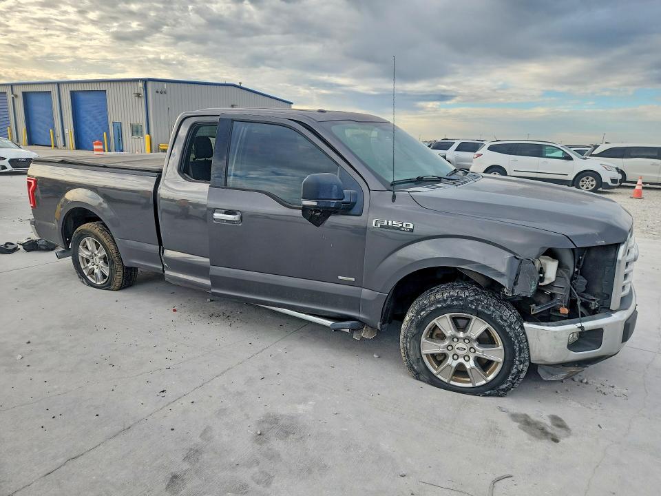 Продаж на аукціоні авто 2015 Ford F150, vin: 1FTEX1CP3FFA78925, номер лоту: 49053246