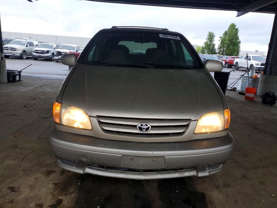 Продаж на аукціоні авто 2002 Toyota Sienna, vin: 4T3ZF13C22U481739, номер лоту: 48017526
