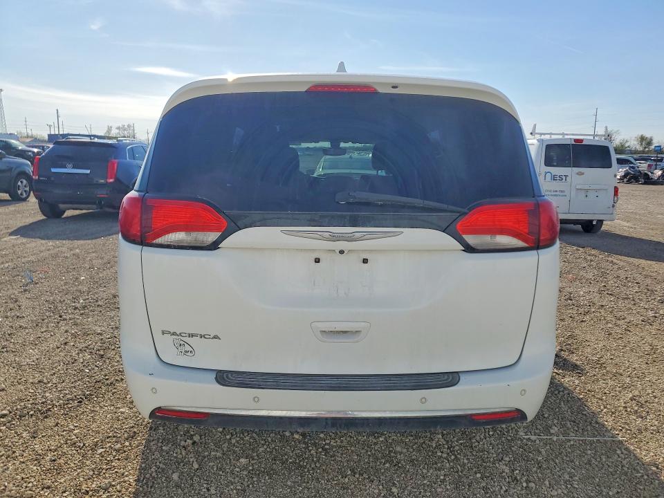 Продажа на аукционе авто 2017 Chrysler Pacifica, vin: 2C4RC1BGXHR523686, номер лота: 50681706