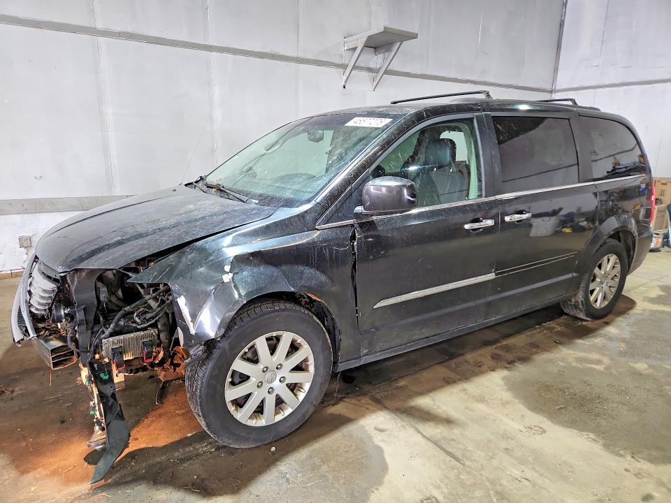 2015 Chrysler Town & Country მანქანა იყიდება აუქციონზე, vin: 2C4RC1BG2FR618014, აუქციონის ნომერი: 48577276