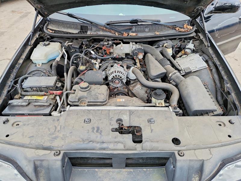 2011 Lincoln Town Car მანქანა იყიდება აუქციონზე, vin: 2LNBL8EV2BX765469, აუქციონის ნომერი: 50983706
