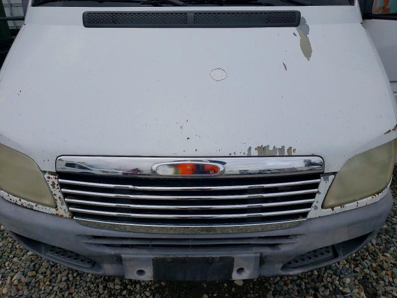 48544456 :رقم المزاد ، WDPPD944555785591 vin ، 2005 Freigliner Sprinter مزاد بيع
