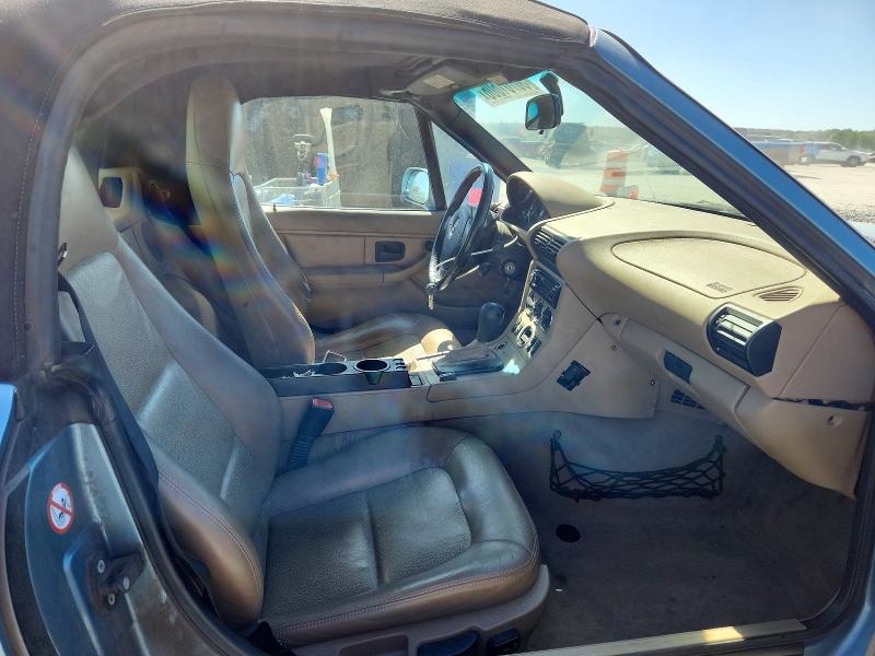 50761606 :رقم المزاد ، WBACN334X1LM01132 vin ، 2001 Bmw Z3 مزاد بيع