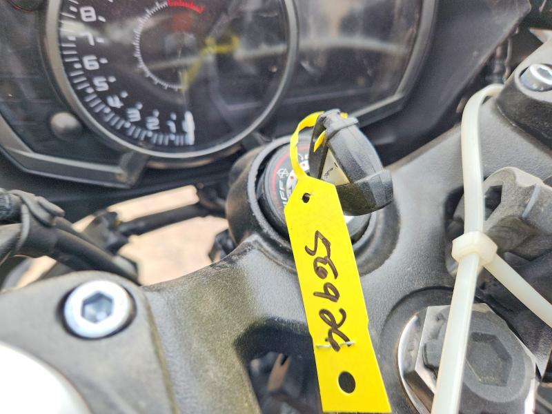 49632346 :رقم المزاد ، JKAEXKG12NDAG4481 vin ، 2022 Kawasaki Ex400 مزاد بيع