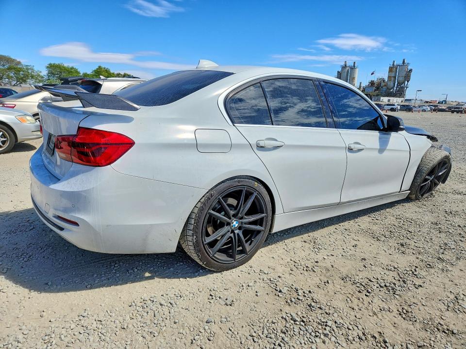 Продажа на аукционе авто 2017 Bmw 330, vin: WBA8B9G5XHNU48907, номер лота: 49008796