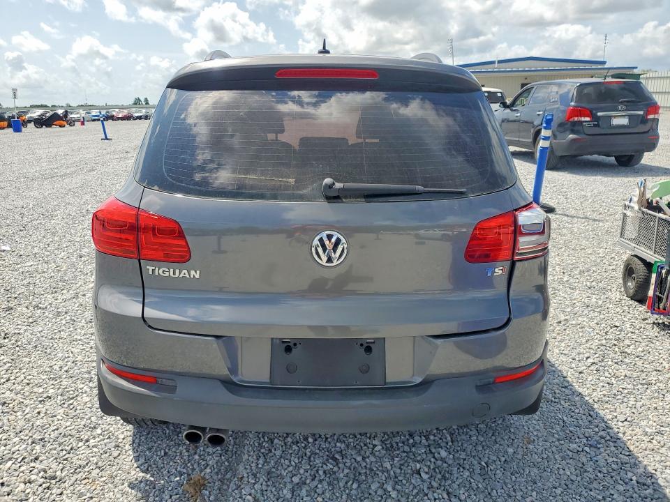 2016 Volkswagen Tiguan მანქანა იყიდება აუქციონზე, vin: WVGAV7AX0GW581674, აუქციონის ნომერი: 49404446