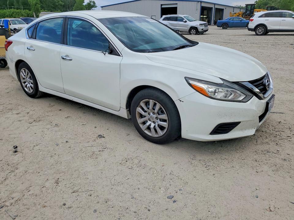 Продажа на аукционе авто 2017 Nissan Altima, vin: 1N4AL3AP6HC161624, номер лота: 50645696