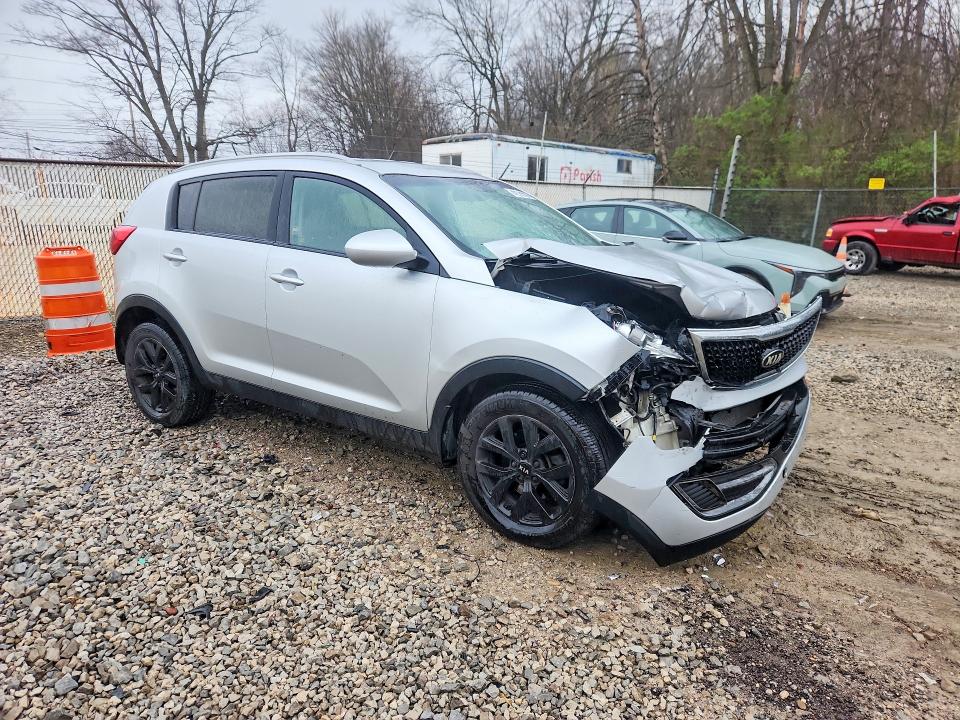 Продажа на аукционе авто 2016 Kia Sportage, vin: KNDPB3AC1G7861451, номер лота: 49376396