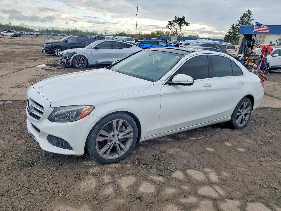 Продажа на аукционе авто 2015 Mercedes-benz C, vin: 55SWF4JB8FU054302, номер лота: 51299876