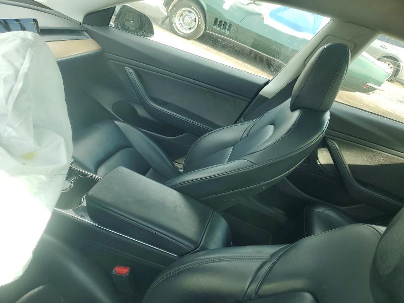 48696176 :رقم المزاد ، 5YJ3E1EA0KF325175 vin ، 2019 Tesla Model 3 مزاد بيع