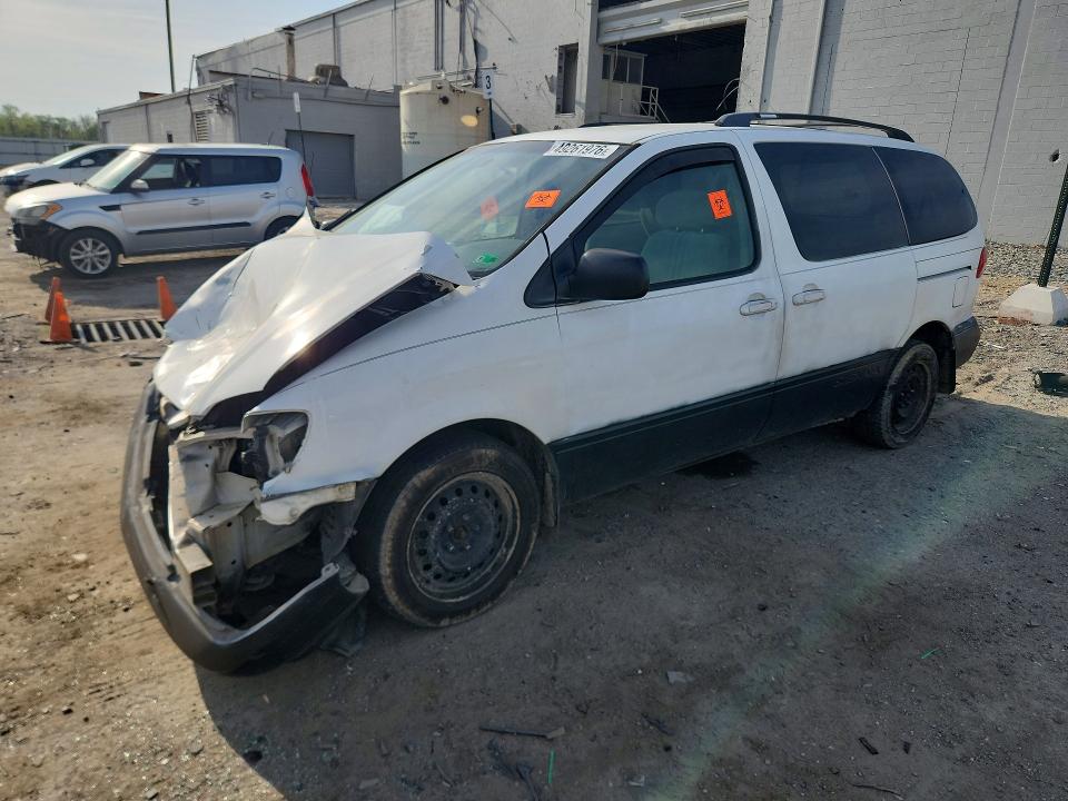 Auction sale of the 2002 Toyota Sienna, vin: 4T3ZF19C62U437251, lot number: 49261976