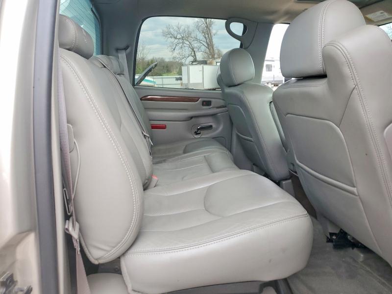 2004 Cadillac Escalade მანქანა იყიდება აუქციონზე, vin: 3GYEK62N64G135586, აუქციონის ნომერი: 47731066