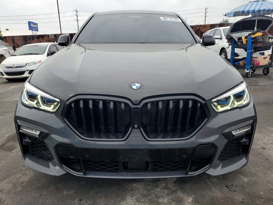 48712126 :رقم المزاد ، 5UXCY8C0XM9H45390 vin ، 2021 Bmw X6 مزاد بيع