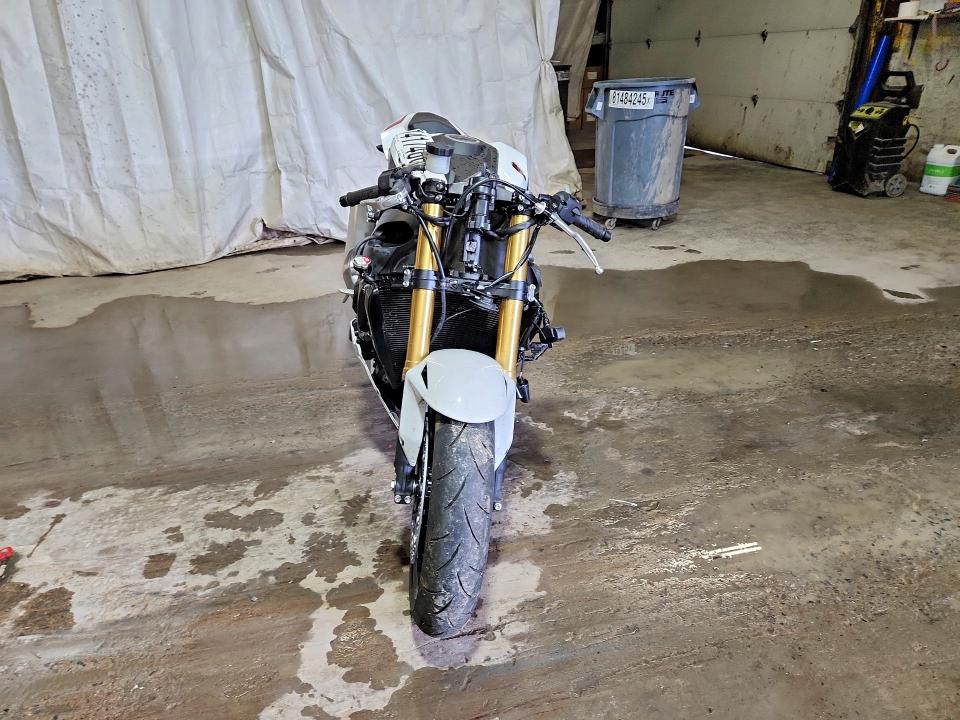 2026 Honda Cbr1000 მანქანა იყიდება აუქციონზე, vin: JH2SC7716TK900487, აუქციონის ნომერი: 51417406