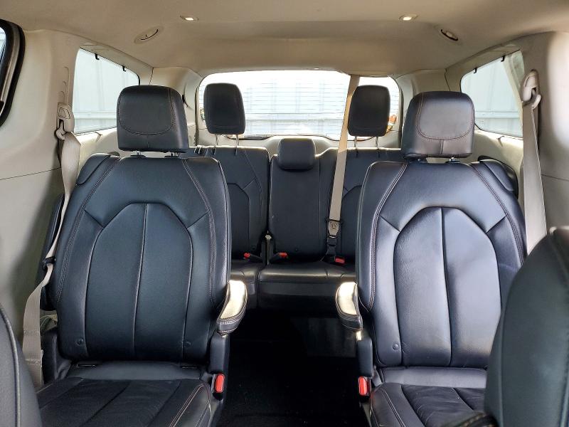 50133056 :رقم المزاد ، 2C4RC1BG2HR770670 vin ، 2017 Chrysler Pacifica مزاد بيع