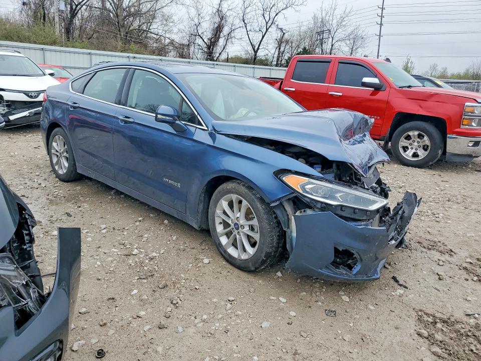 Продажа на аукционе авто 2019 Ford Fusion, vin: 3FA6P0MU6KR185733, номер лота: 48253466