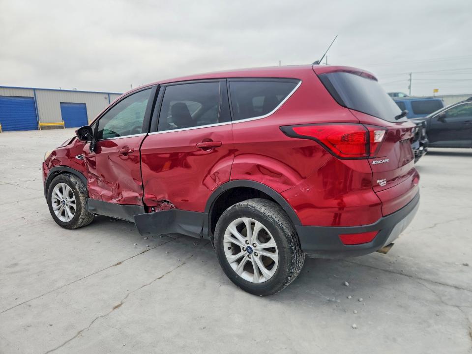 Продажа на аукционе авто 2019 Ford Escape, vin: 1FMCU0GD5KUA04689, номер лота: 50954326