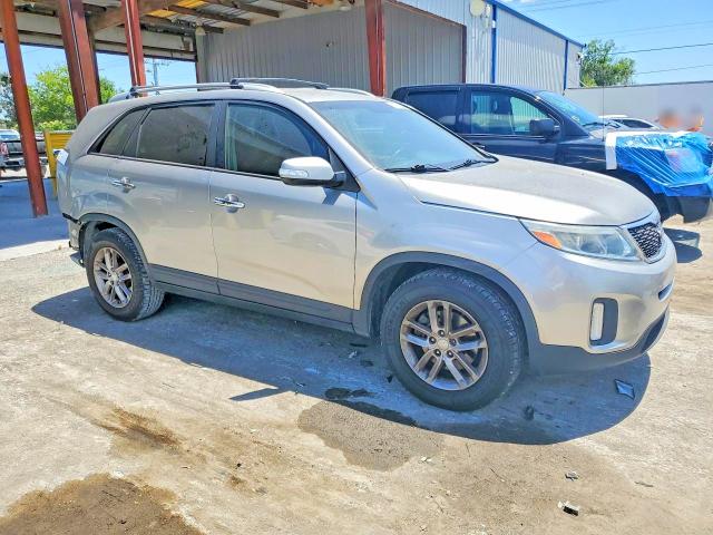 2014 Kia Sorento მანქანა იყიდება აუქციონზე, vin: 5XYKT4A60EG515690, აუქციონის ნომერი: 51629206